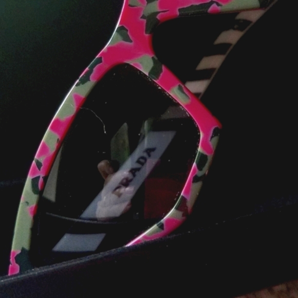 Prada. Multi-Color Camo Sunglasses. Mint. NWOT - Picture 2 of 5